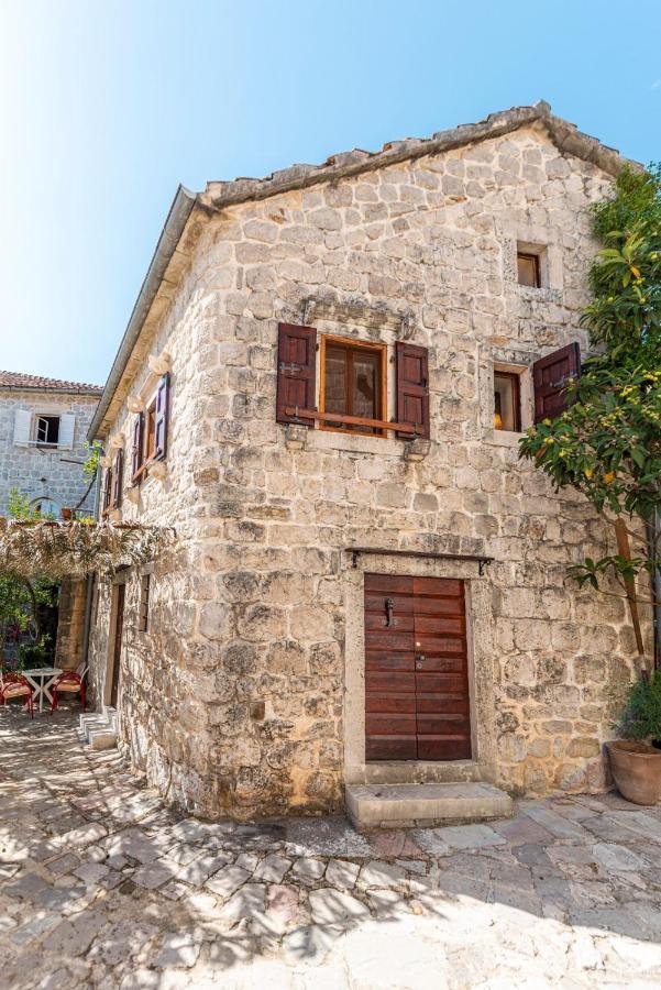 Charming Bohemian House In Perast Villa Dış mekan fotoğraf